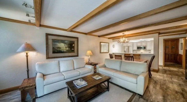 Creekside 2 Bedroom Condo in Vail Village Near Covered Bridge
