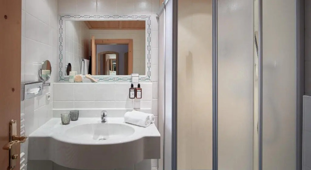 Двухместный номер Standard с балконом Hotel Central - das kleine Boutique Hotel am Achensee