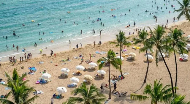 Апартаменты Lovely 2 Beds 2 bath free Parking at Waikiki Beach