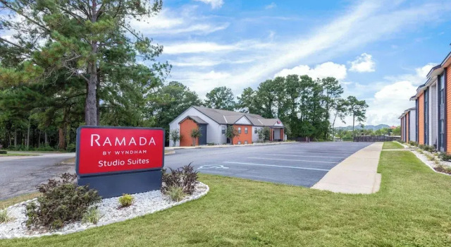 Ramada by Wyndham Studio Suites Dothan