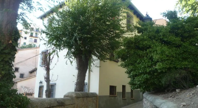 Апартаменты Apartamentos Casas Colgadas