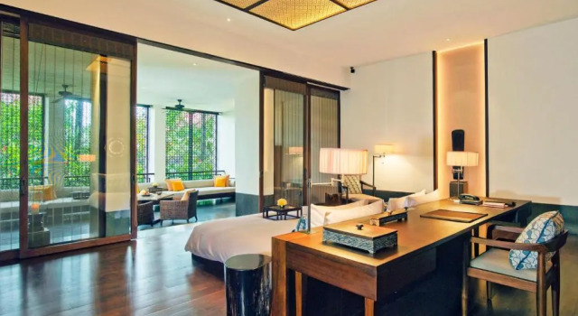 Двухместный люкс c 1 комнатой с видом на сад InterContinental Bali Sanur Resort by IHG