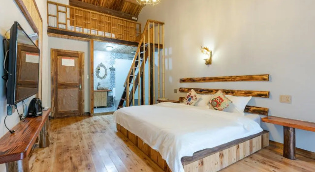 Семейный номер Standard с балконом Joy House Villa