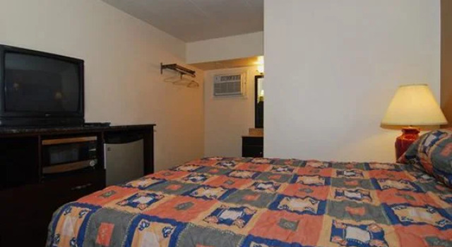 Rodeway Inn & Suites, Rezerwuj Hotel La Grange 