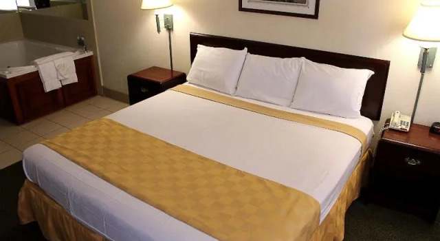 Best Western Country Inn, Prenota Hotel Ontario California