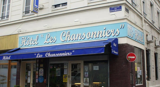 Hôtel Les Chansonniers, Забронировать Отель Отели Парижа с парковкой, рядом с Курон, Парковка