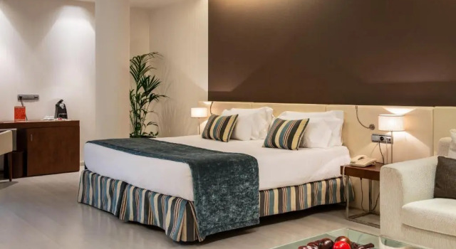 Двухместный номер Deluxe Hotel Diagonal Plaza