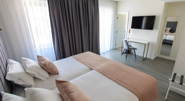 Двухместный номер Deluxe с балконом Hotel Mondego