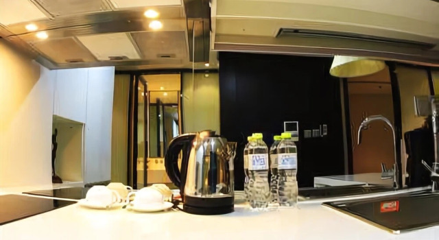 Wilton Lanting Sea-view Holiday Hotel (Qingdao Naluwan)