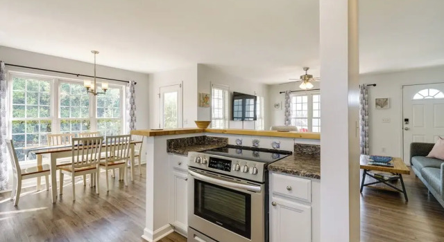 Коттедж Topsail Beach Vacation Rental: Idyllic Ocean Views