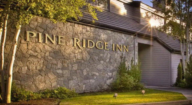 Suite Pine Ridge Inn