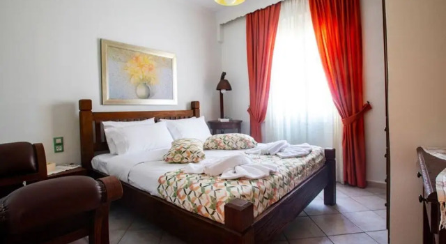 Remarkable Jasmine Apartment in Panormo