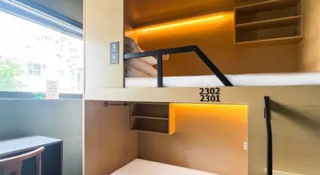 Женская капсула HOMIE Youth Hostel