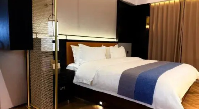 Люкс Days Wyndham Hotel in Malakhan