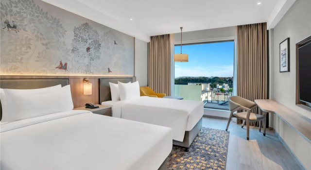 Двухместный номер Hilton Garden Inn Jabalpur