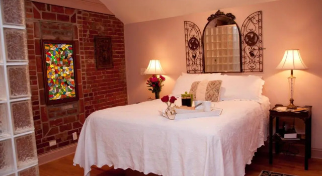 Номер Deluxe Main Street Inn