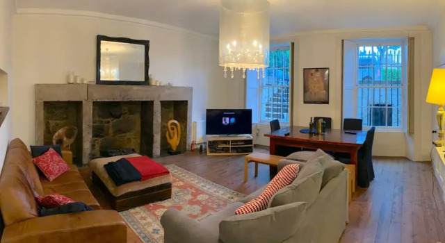 Spacious New Town Flat in City Centre, Забронировать Апартаменты/квартира Апартаменты Эдинбурга, рядом с Church of St Andrew &amp; St George, Апартаменты/квартира