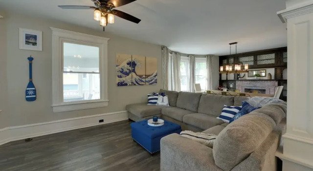 Коттедж с 5 комнатами North Wildwood Home w/ Porch ~ 3 Blocks to Beach!