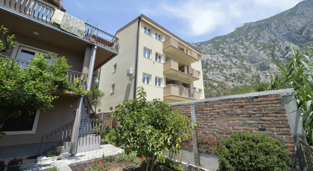 J&P Apartments Orahovac, Boek Appartement Orahovac 