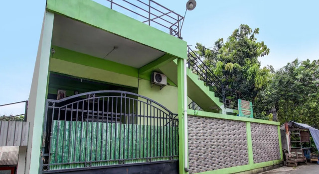 Hotel O Cahyo Kost 1