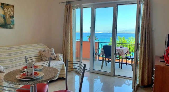 Апартаменты c 1 комнатой с балконом и с видом на море Apartments Beach