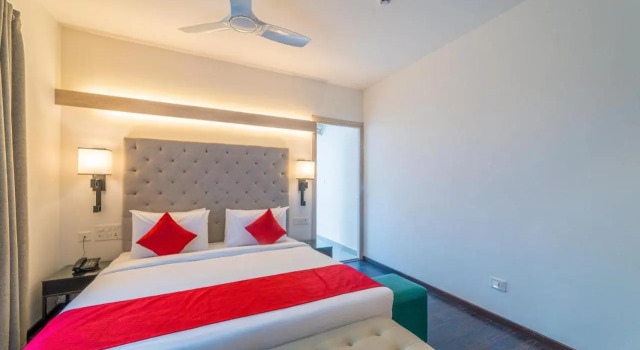 Deccan Serai Grande Gachibowli, Rezerwuj Hotel Gachibowli 