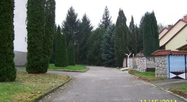 Tóparticsend Társasüdülő