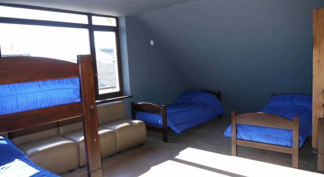 Moving Hostel Travel Bar, Забронировать Хостел Отели Рио-Негро с парковкой, Парковка