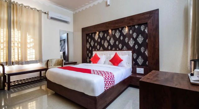 Capital O 29428 Riviera Madaar Resort, Забронировать Курортный отель Отели штата Раджастхана с парковкой, Парковка