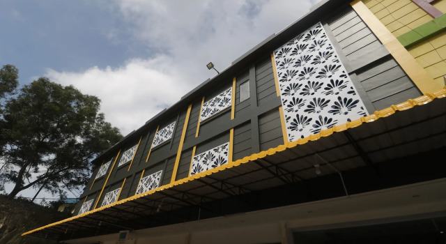 RedDoorz @ Baloi Batam, Boek Hotel Hotels in Batam Center met parkeren, Parkeren