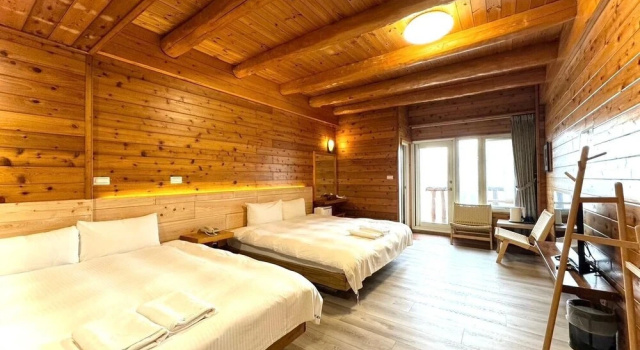 Четырёхместный номер Deluxe Dingdai Glass Villa