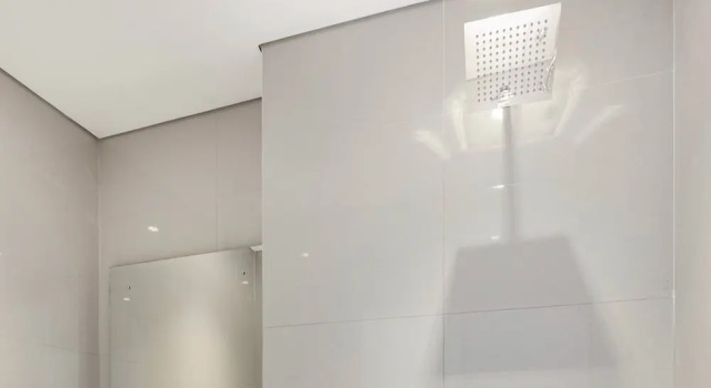Номер Deluxe с балконом RedDoorz @ Padangsambian Denpasar