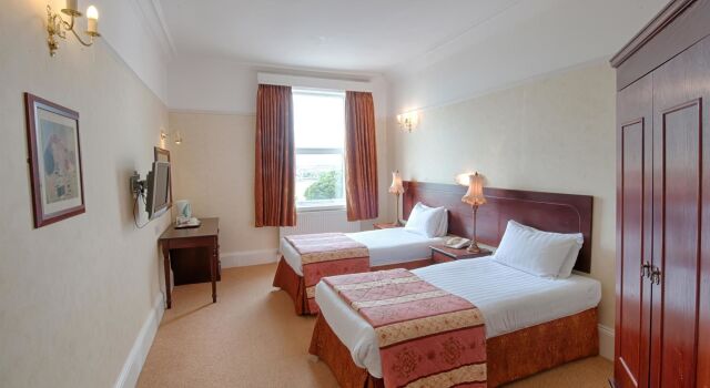 The Queens Hotel