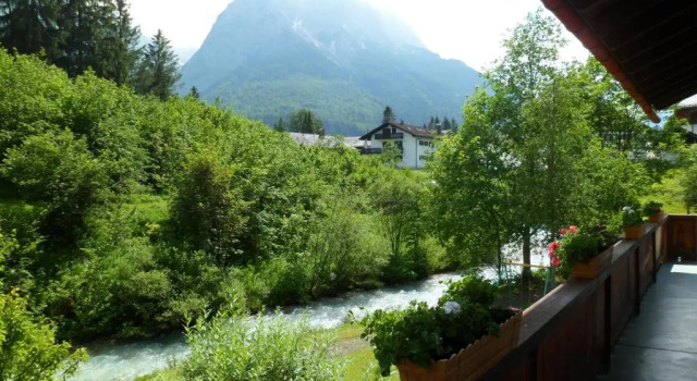 Gästehaus Wagner, Rezervasyon Otel Grainau Garmisch-Partenkirchen