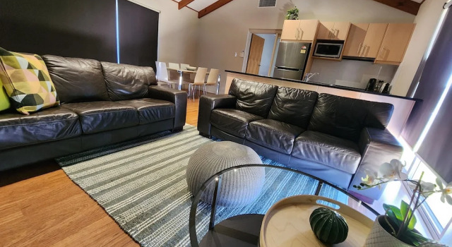 Апартаменты Standard с 3 комнатами с балконом Ethelton Serviced Apartments