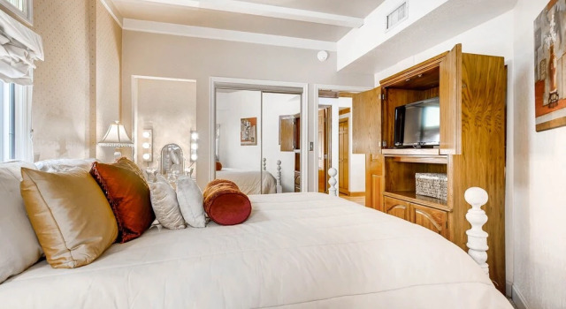 Powder Run C11 3 Bedroom Condo by RedAwning