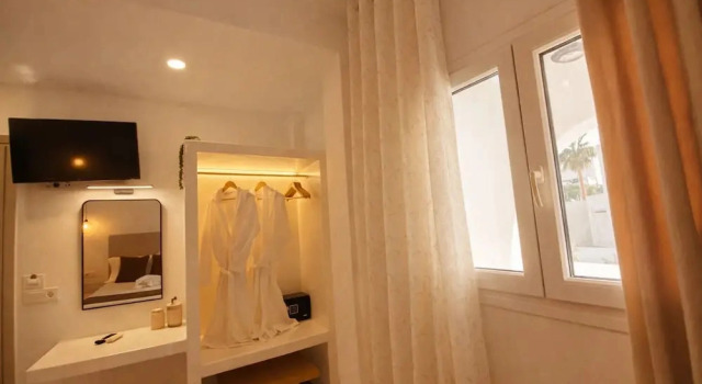 Dauti Central Suites, Забронировать Отель Картерадос Санторини