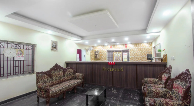 OYO Flagship 76906 Damodar Inn, Забронировать Отель Отели Коимбатур 3 звезды, 3*