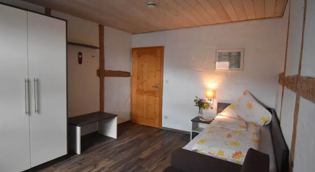 Gasthaus zum Hirschen, Varaa Matkakoti Hotellit Baijeri pysäköinnillä, Pysäköinti