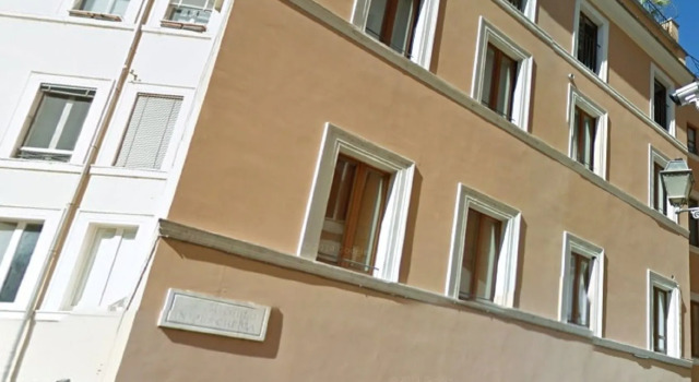 Central Rome Suites, Buchen Sie Hotel Hotels in Navona mit Parkplatz, Parkplätze