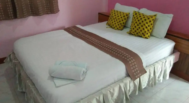 Двухместный номер Standard с балконом Chatpimarn Resort Hotel