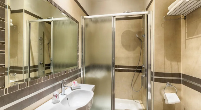 Трёхместный номер Standard Hotel Raganelli