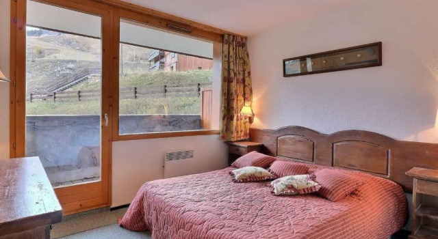 Appartement Méribel, 2 pièces, 5 personnes - FR-1-182-3