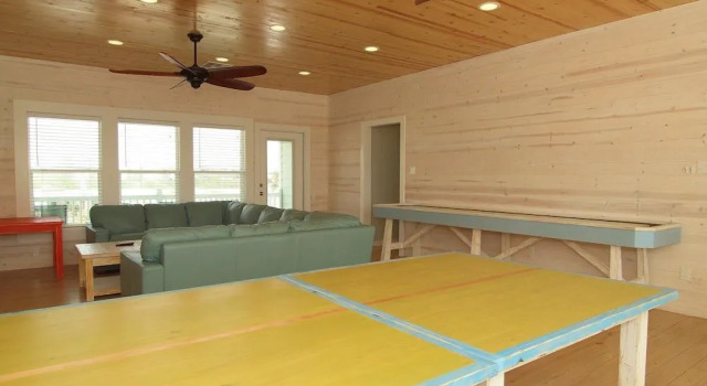 Beach Club Clubhouse 4