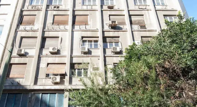 Modern Athenian City Center Studio, Забронировать Отель Афины Острова Саронического залива - Аттика, рядом с Театр Микро Паллас
