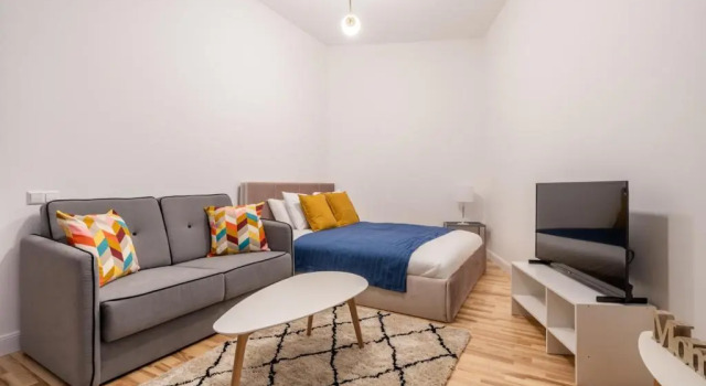 Трёхместная студия Standard Lacplesa24 - Modern Studios in Riga City Center