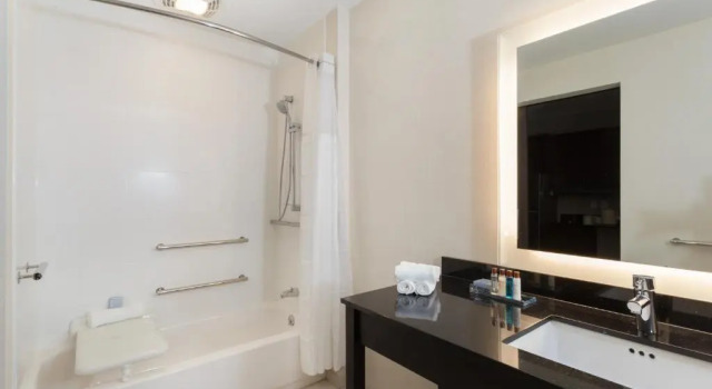 Четырёхместный номер Standard Wingate by Wyndham Altoona Downtown/Medical Center