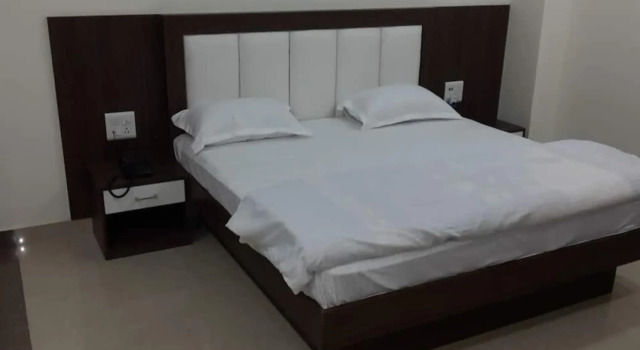 The Ganga Hotel, Book Hotel Fatehabad 