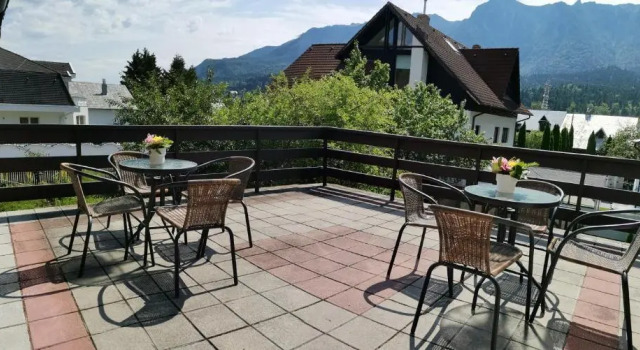 Vila Panduri 23, Rezerwuj Willa Hotele w Prahova Valley z parkingiem, Parking