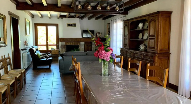 Коттедж Location d'une maison typique du Pays Basque